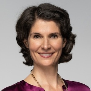 Dr. Alina Lessenich